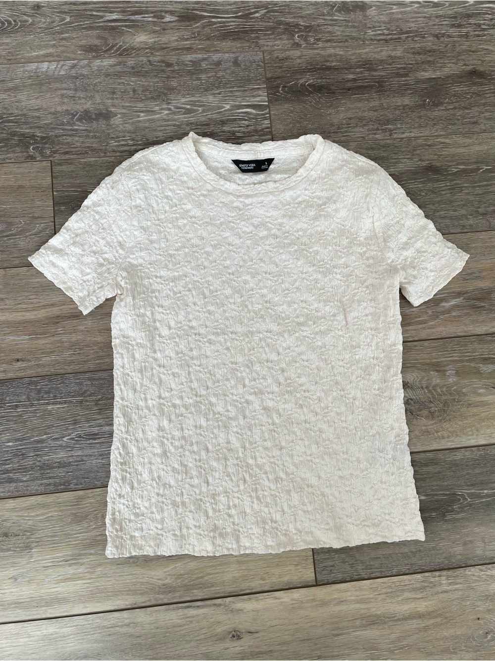 Simply Vera Vera Wang Cream Textured Short Sleeve Top